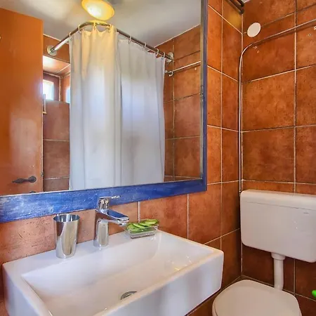 Bura Holiday home