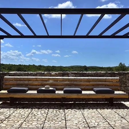 Bura Tatil Evi